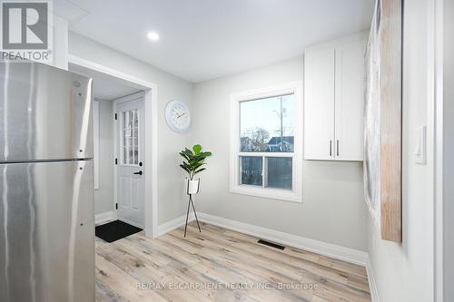 582 Roxborough Avenue, Hamilton, ON - Indoor Photo Showing Other Room