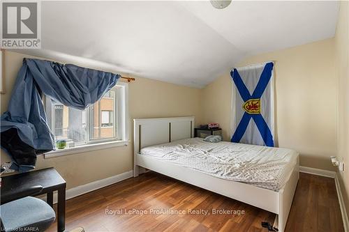 242 Colborne Street, Kingston (East Of Sir John A. Blvd), ON - Indoor Photo Showing Bedroom