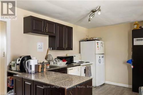 242 Colborne Street, Kingston (East Of Sir John A. Blvd), ON - Indoor Photo Showing Kitchen