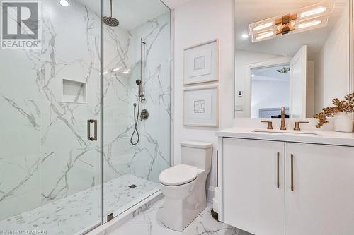 57 Joymar Drive, Mississauga, ON - Indoor Photo Showing Bathroom