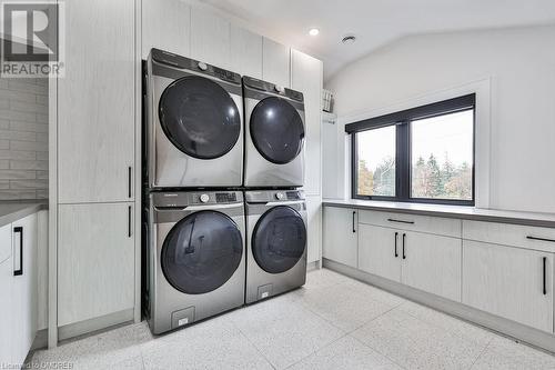 57 Joymar Drive, Mississauga, ON - Indoor Photo Showing Laundry Room