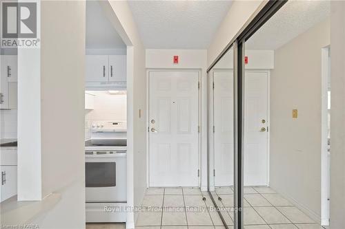 605 - 14 Greenview Drive, Kingston (Central City West), ON - Indoor Photo Showing Other Room