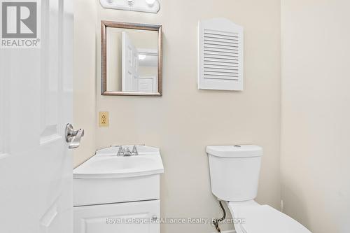 1470 Montreal Street, Kingston (Rideau), ON - Indoor Photo Showing Bathroom