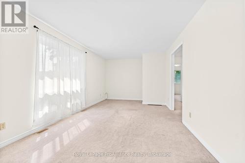 1470 Montreal Street, Kingston (Rideau), ON - Indoor Photo Showing Other Room