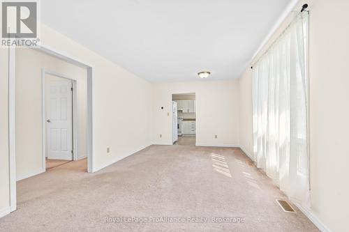 1470 Montreal Street, Kingston (Rideau), ON - Indoor Photo Showing Other Room