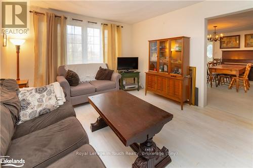 67 Maple Street, Tay (Victoria Harbour), ON - Indoor Photo Showing Living Room