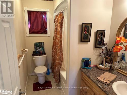 37 Tamerack Avenue, West Nipissing / Nipissing Ouest, ON - Indoor Photo Showing Bathroom