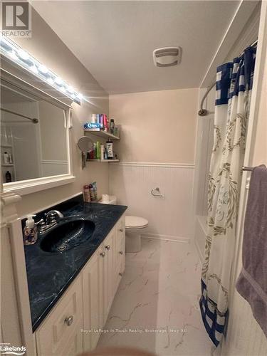 35 Dorcas Avenue, Tiny (Wyevale), ON - Indoor Photo Showing Bathroom