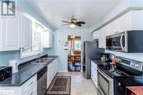 35 Dorcas Avenue, Tiny (Wyevale), ON - Indoor Photo Showing Kitchen With Double Sink