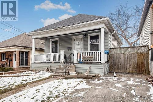 528 Catharine Street N, Hamilton, ON - Outdoor With Deck Patio Veranda