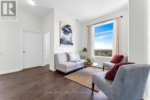 1207 - 170 Water Street N, Cambridge, ON - Indoor Photo Showing Living Room