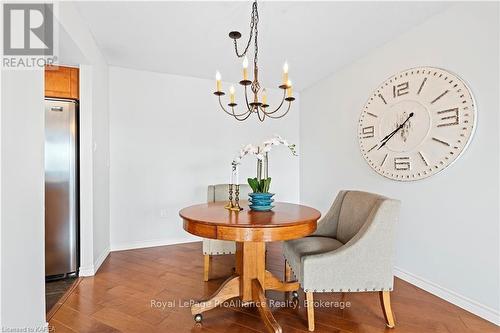 702 - 165 Ontario Street, Kingston (Central City East), ON - Indoor Photo Showing Dining Room