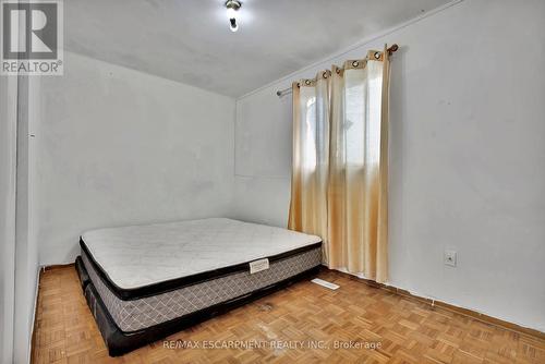 15 Mellenby Street, Hamilton, ON - Indoor Photo Showing Bedroom