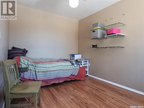 1532 G Avenue N, Saskatoon, SK - Indoor Photo Showing Bedroom