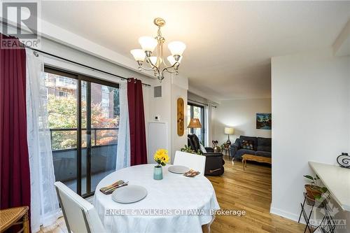 303 - 333 Chapel Street, Ottawa, ON - Indoor Photo Showing Dining Room