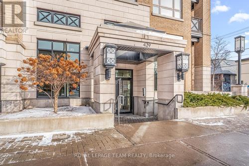 215 - 429 Kent Street, Ottawa, ON - Outdoor