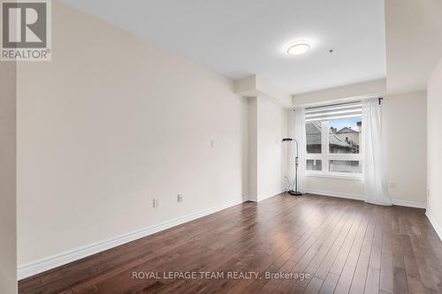 215 - 429 Kent Street, Ottawa, ON - Indoor