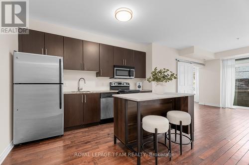 215 - 429 Kent Street, Ottawa, ON - Indoor Photo Showing Kitchen