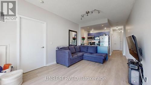 1206 - 218 Queens Quay W, Toronto, ON - Indoor Photo Showing Living Room