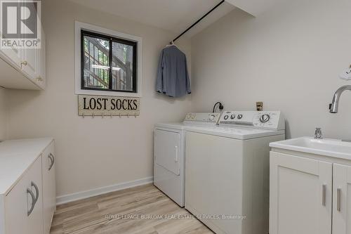 1891 Heather Hills Drive, Burlington, ON - Indoor Photo Showing Laundry Room