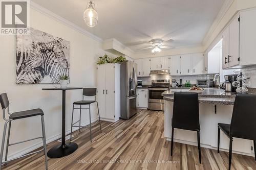 154 Hendrie Avenue, Burlington, ON - Indoor Photo Showing Kitchen