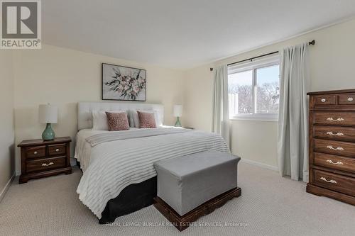 154 Hendrie Avenue, Burlington, ON - Indoor Photo Showing Bedroom