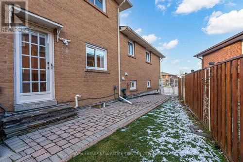 4274 Ryeford Court, Mississauga, ON - Outdoor With Exterior