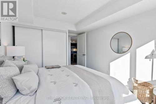 414 - 1235 Bayly Street, Pickering (Bay Ridges), ON - Indoor Photo Showing Bedroom