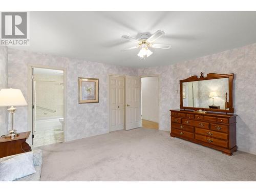 1329 Klo Road Unit# 315, Kelowna, BC - Indoor Photo Showing Bedroom