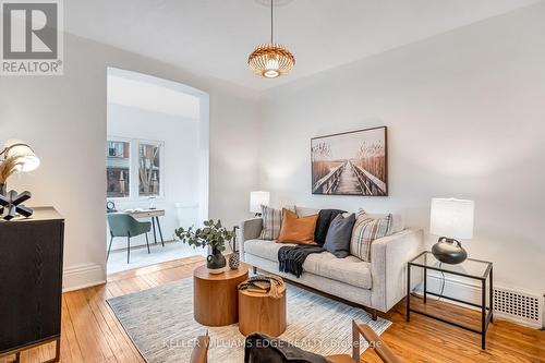 187 Fern Avenue, Toronto, ON - Indoor Photo Showing Living Room