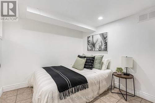 187 Fern Avenue, Toronto, ON - Indoor Photo Showing Bedroom