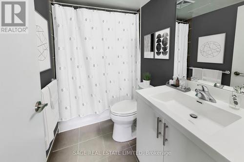 505 - 830 Lawrence Avenue W, Toronto, ON - Indoor Photo Showing Bathroom