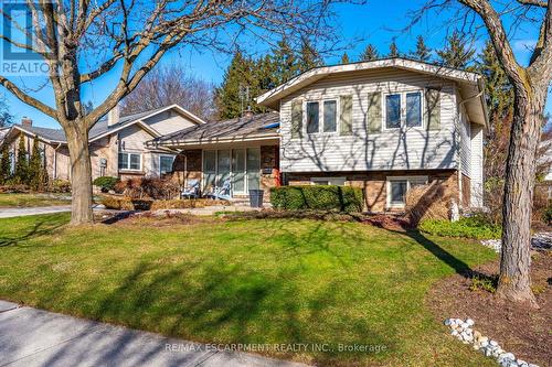 2014 Cavendish Drive, Burlington, ON - Outdoor