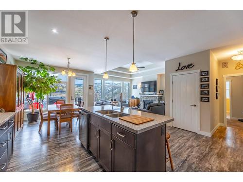 2189 Brent Drive, Penticton, BC - Indoor Photo Showing Kitchen With Double Sink