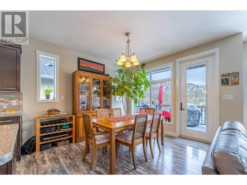 2189 Brent Drive, Penticton, BC - Indoor Photo Showing Dining Room