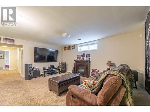 2189 Brent Drive, Penticton, BC - Indoor