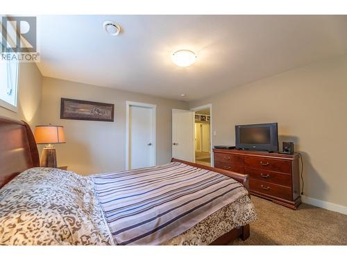 2189 Brent Drive, Penticton, BC - Indoor Photo Showing Bedroom