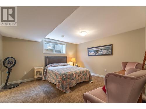 2189 Brent Drive, Penticton, BC - Indoor Photo Showing Bedroom