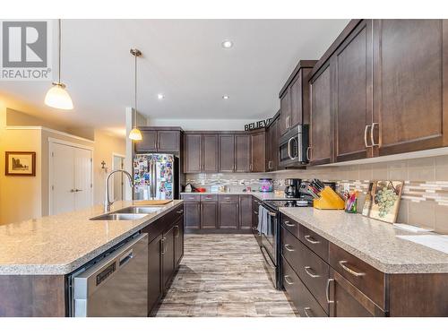 2189 Brent Drive, Penticton, BC - Indoor Photo Showing Kitchen With Double Sink With Upgraded Kitchen