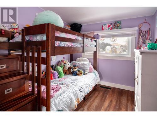 170 Mugford Road, Kelowna, BC - Indoor Photo Showing Bedroom