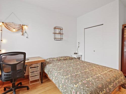 Chambre Ã Â coucher - 306-570 Rue St-Clément, Montréal (Mercier/Hochelaga-Maisonneuve), QC - Indoor Photo Showing Bedroom