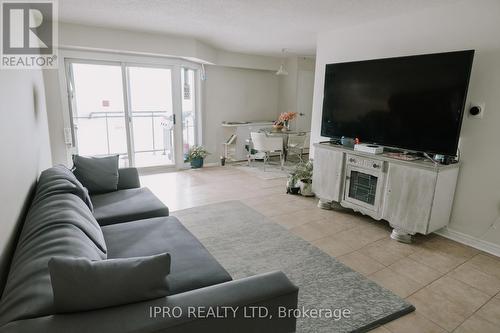 1207 - 858 Commissioners Road E, London, ON - Indoor Photo Showing Living Room