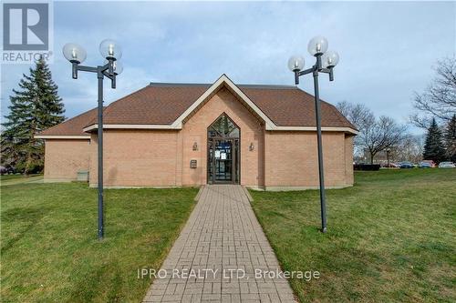 1207 - 858 Commissioners Road E, London, ON - Outdoor