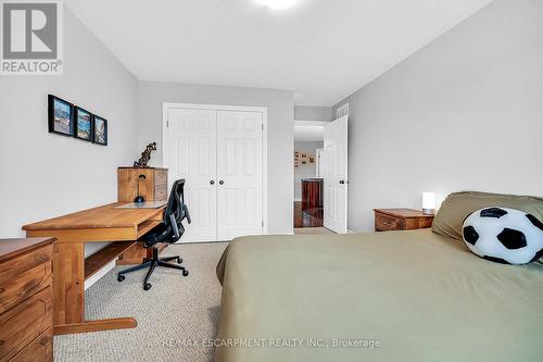 31 Showcase Drive, Hamilton, ON - Indoor Photo Showing Bedroom