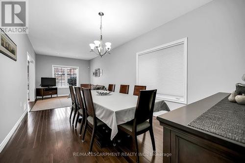 31 Showcase Drive, Hamilton, ON - Indoor Photo Showing Dining Room