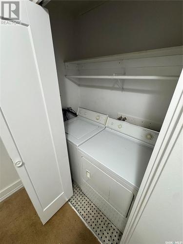 2178 Wallace Street, Regina, SK - Indoor Photo Showing Laundry Room