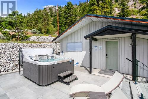 Detached double garage - easy access to main floor or suite entry - 2888 Seclusion Bay Road, West Kelowna, BC - Outdoor