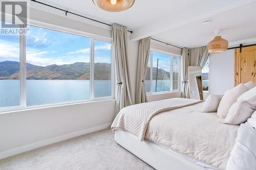 2888 Seclusion Bay Road, West Kelowna, BC - Indoor Photo Showing Bedroom