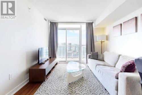 4012 - 75 Queens Wharf Road, Toronto, ON - Indoor Photo Showing Living Room