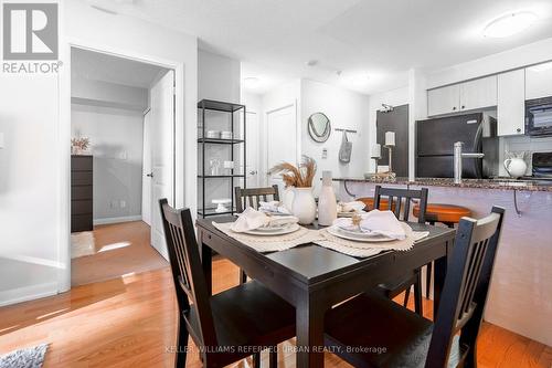 2206 - 5791 Yonge Street, Toronto, ON - Indoor Photo Showing Dining Room